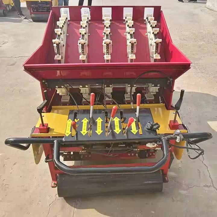 Customized Garlic Planter 30 Seeds/Minute Planting Rate With Seedling Protection Cover Tractor Mounted 6 Rows Precision Garlic Seeder