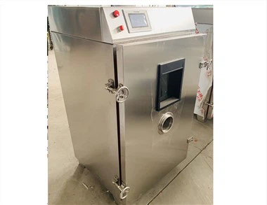 เครื่องกระเทียมดำ